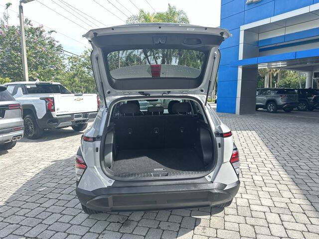 2025 Hyundai Kona SEL