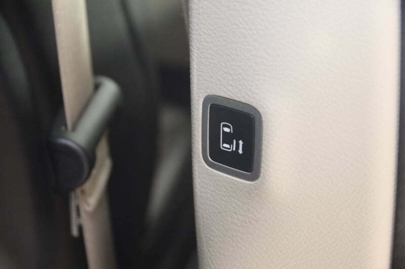 2023 Chrysler Pacifica Plug-In Hybrid Touring L