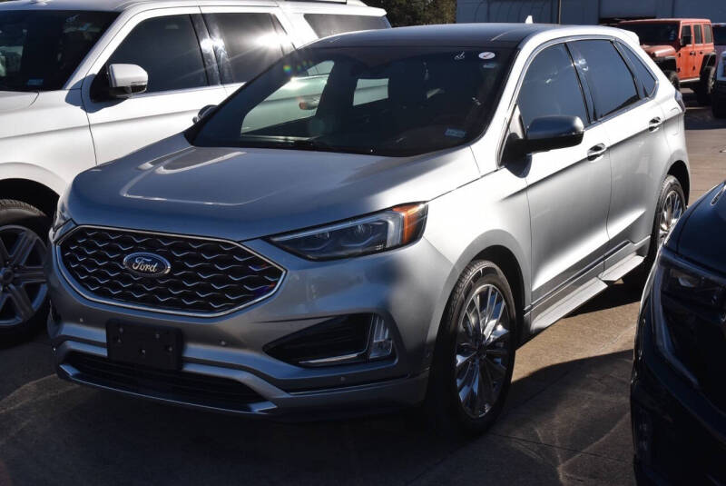 2020 Ford Edge Titanium