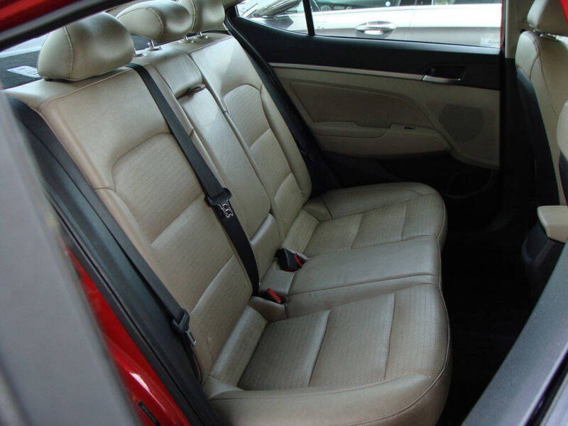 2020 Hyundai Elantra