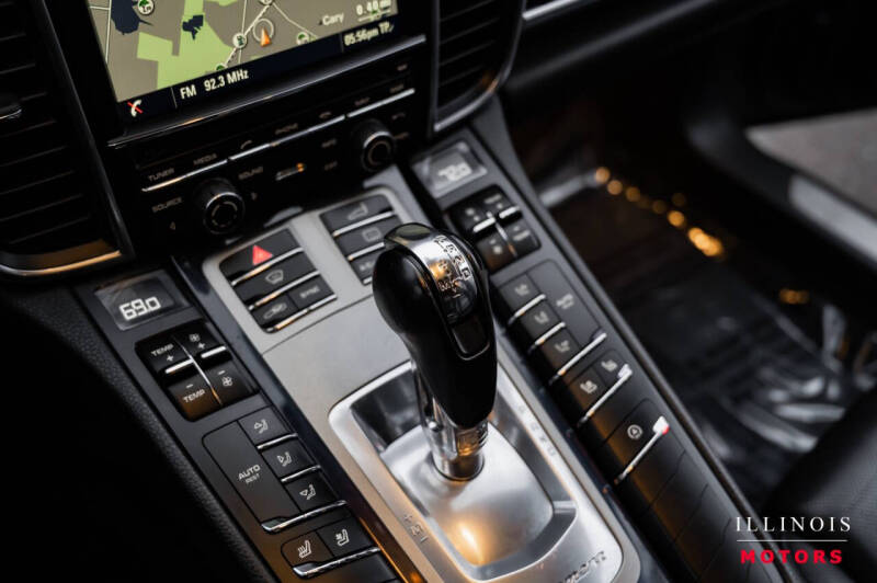 2016 Porsche Panamera 4 Edition