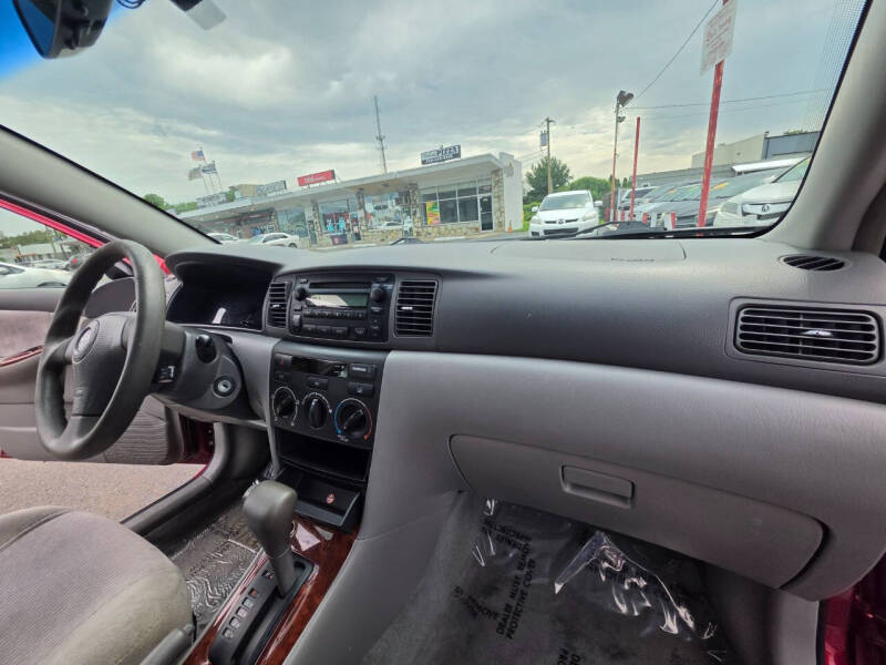 2006 Toyota Corolla LE