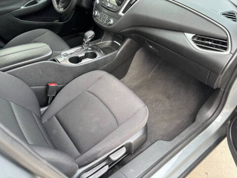 2024 Chevrolet Malibu LT