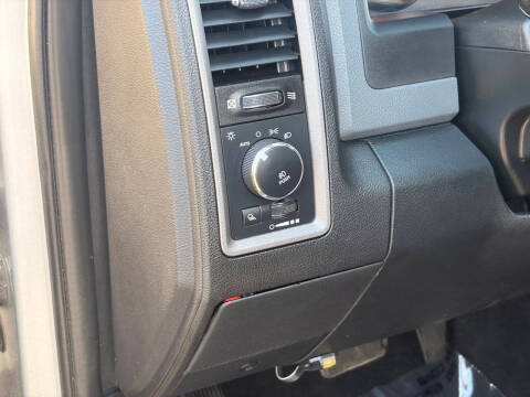 2017 RAM 1500 Express