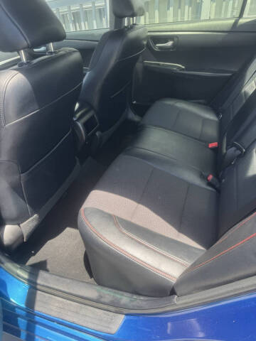 2017 Toyota Camry LE