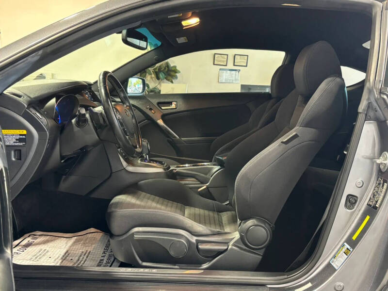 2016 Hyundai Genesis Coupe