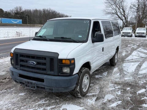 2013 Ford E-Series E-350 SD XL