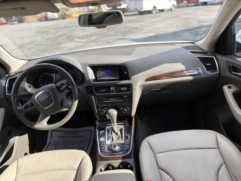 2012 Audi Q5 2.0T quattro Premium