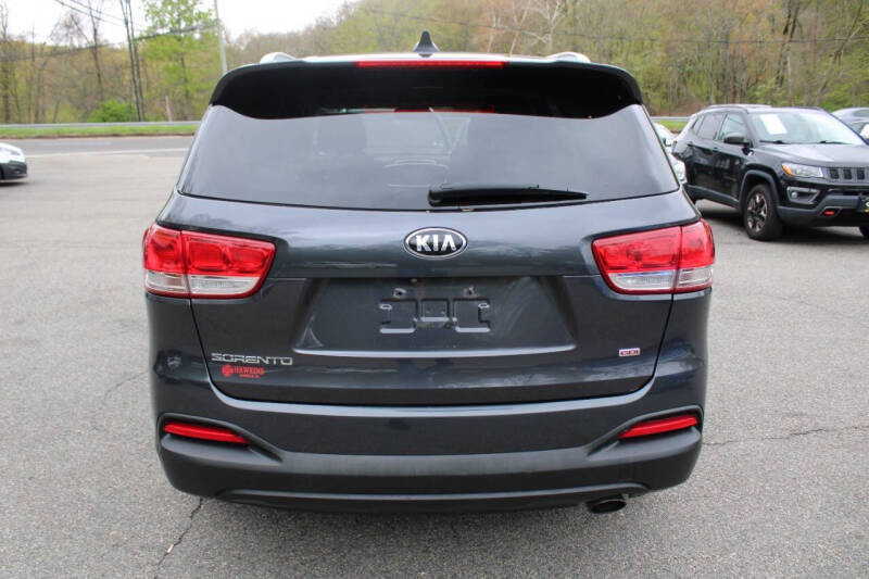 2016 Kia Sorento LX