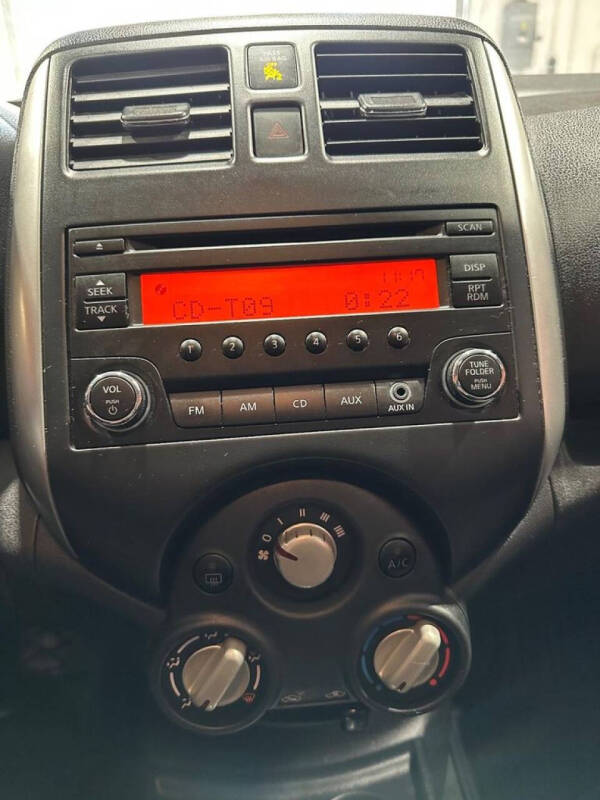 2014 Nissan Versa Note SV