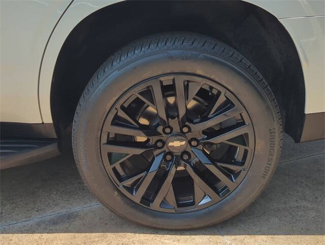 Used 2022 Chevrolet Tahoe High Country with VIN 1GNSKTKL4NR101239 for sale in Mckinney, TX