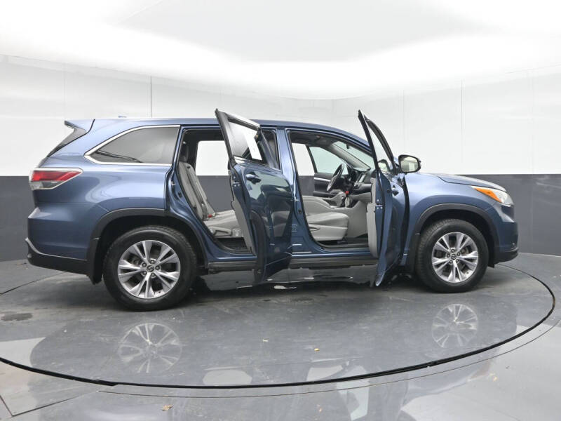 2016 Toyota Highlander LE Plus