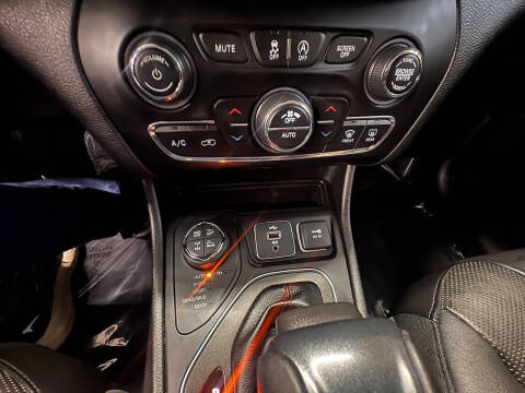 2019 Jeep Cherokee Trailhawk Elite