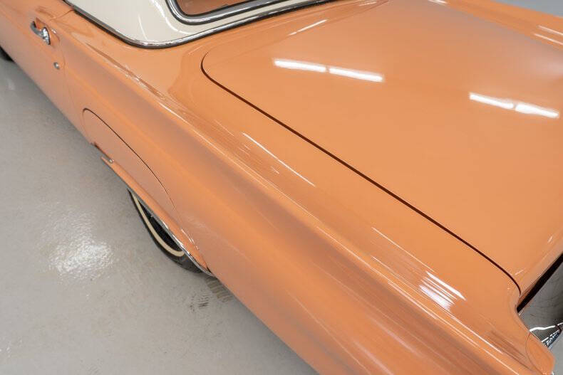 1957 Ford Thunderbird