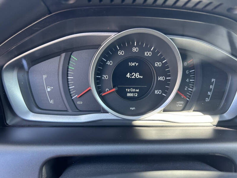 2017 Volvo XC60 T5 Dynamic