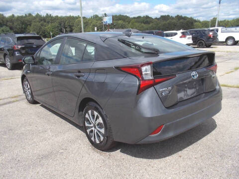 2019 Toyota Prius LE