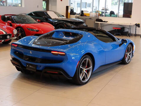 2024 Ferrari 296 GTS