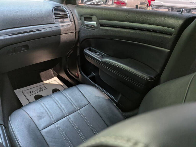 2014 Chrysler 300 S