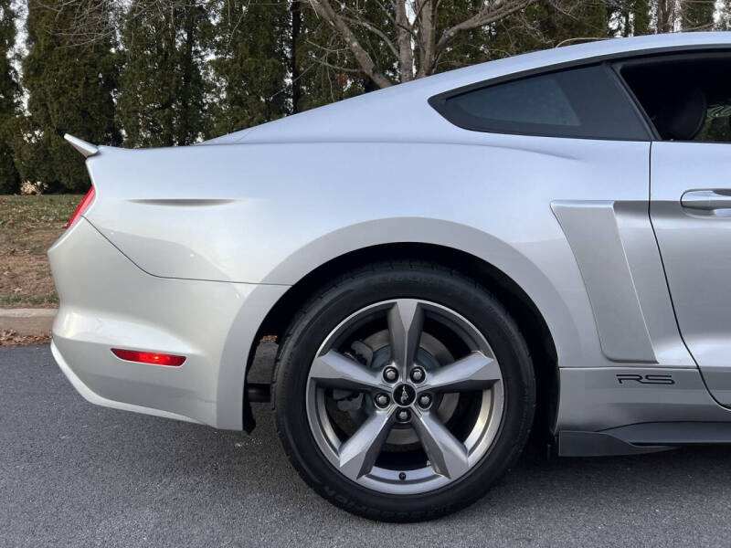 2015 Ford Mustang V6