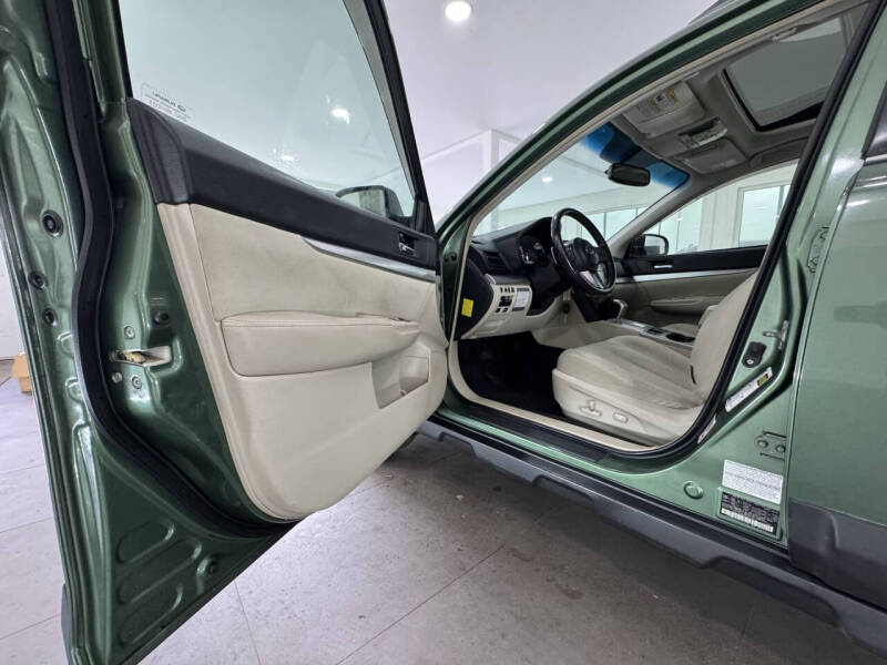 2011 Subaru Outback 2.5i Premium