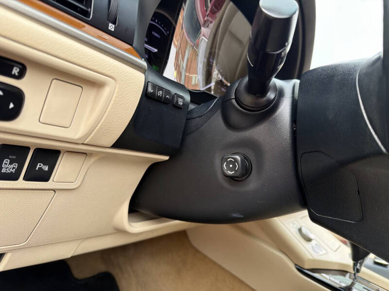 2014 Lexus ES 300h