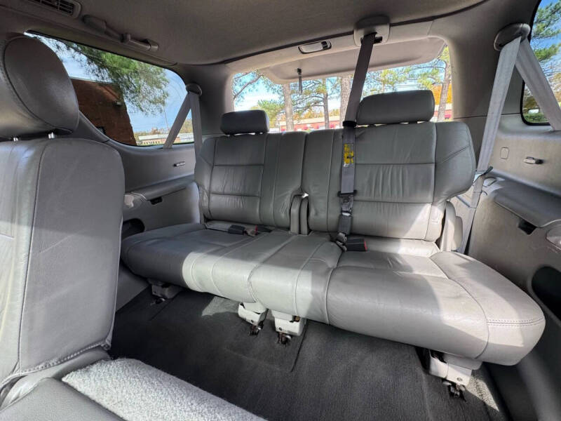 2004 Toyota Sequoia Limited