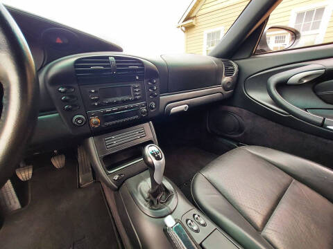 2004 Porsche 911 Carrera 4S