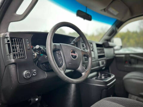 2018 GMC Savana 2500