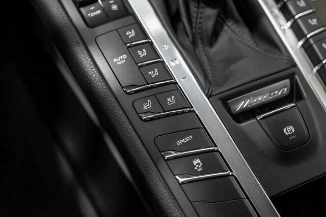2016 Porsche Macan S