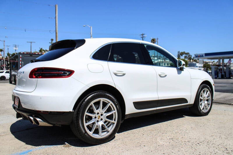 2017 Porsche Macan S