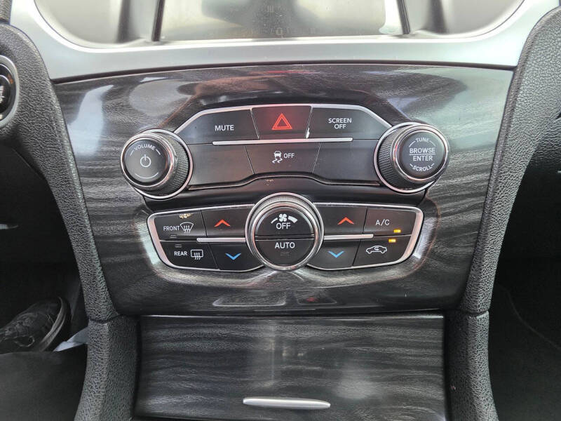 2018 Chrysler 300 Touring