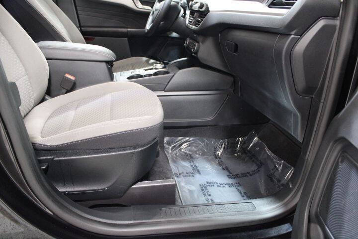 2021 Ford Escape Hybrid SE