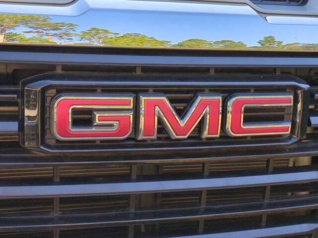 2024 GMC Sierra 2500HD Pro