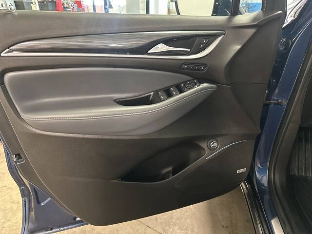 2023 Buick Enclave Premium