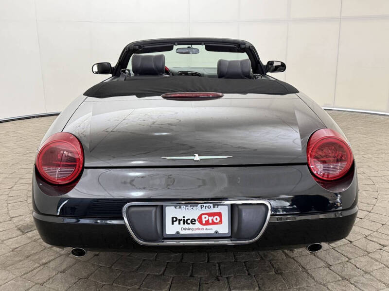 2002 Ford Thunderbird Deluxe