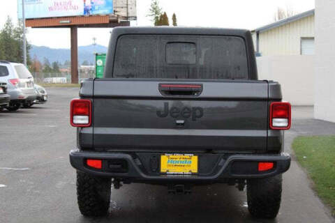 2022 Jeep Gladiator Willys