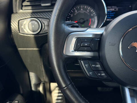 2015 Ford Mustang V6