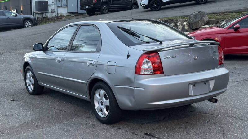 2004 Kia Spectra GS