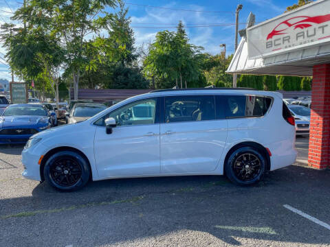 2020 Chrysler Voyager LXi