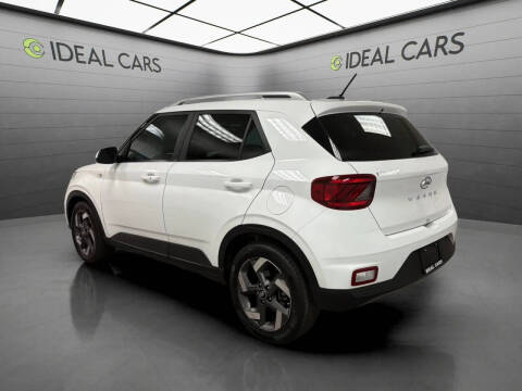 2025 Hyundai Venue SEL