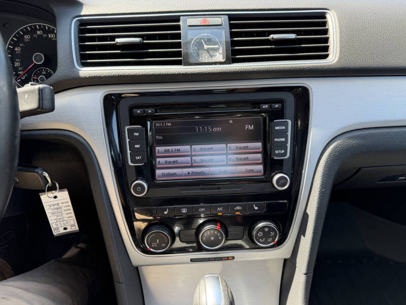 2013 Volkswagen Passat