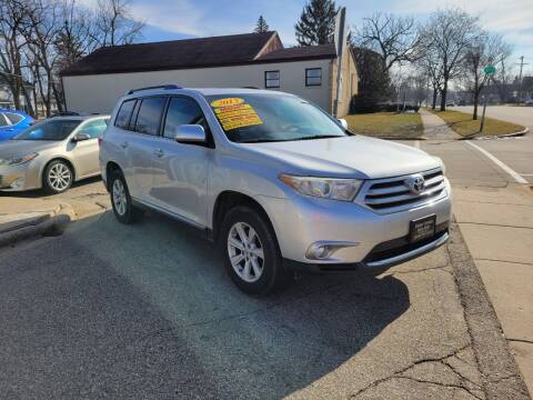 2013 Toyota Highlander for sale at CENTER AVENUE AUTO SALES in Brodhead WI