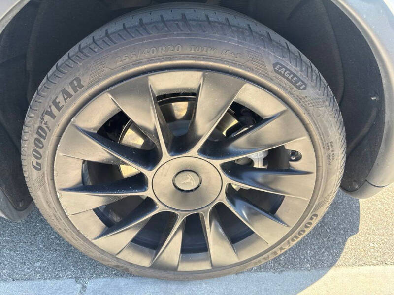 2021 Tesla Model Y Long Range