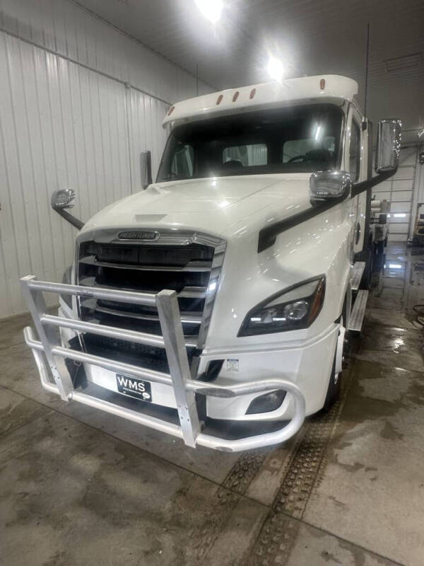 2020 Freightliner Cascadia