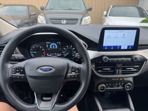 2020 Ford Escape SE