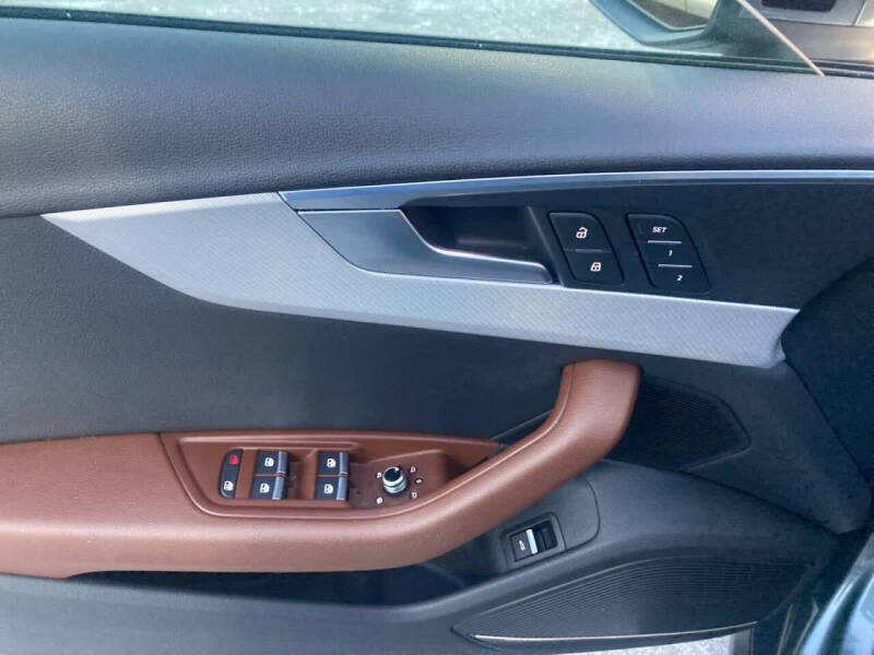 2017 Audi A4 2.0T quattro Premium Plus