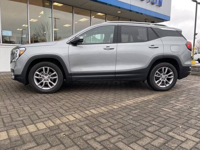 2024 GMC Terrain SLT