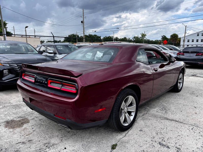 2019 Dodge Challenger SXT