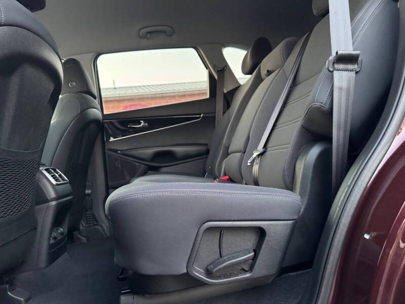 2019 Kia Sorento LX
