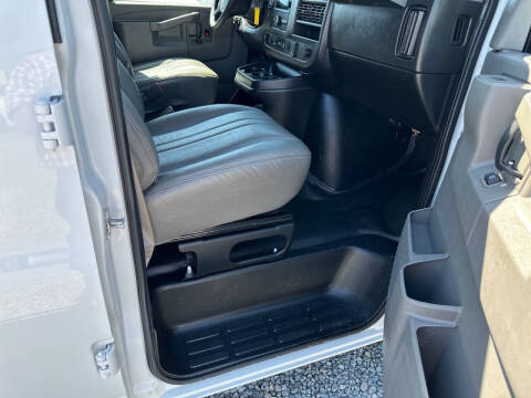 2020 Chevrolet Express 2500